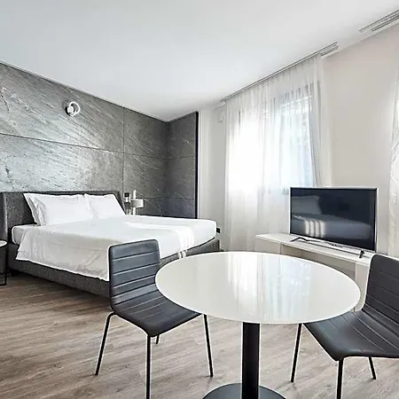 La Perla By Sedar Aparthotel Côme